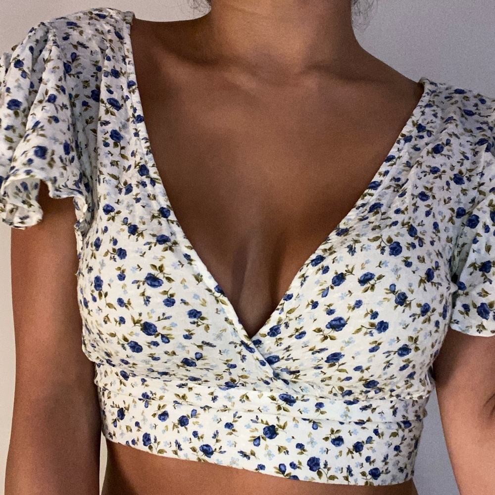 Floral crop top